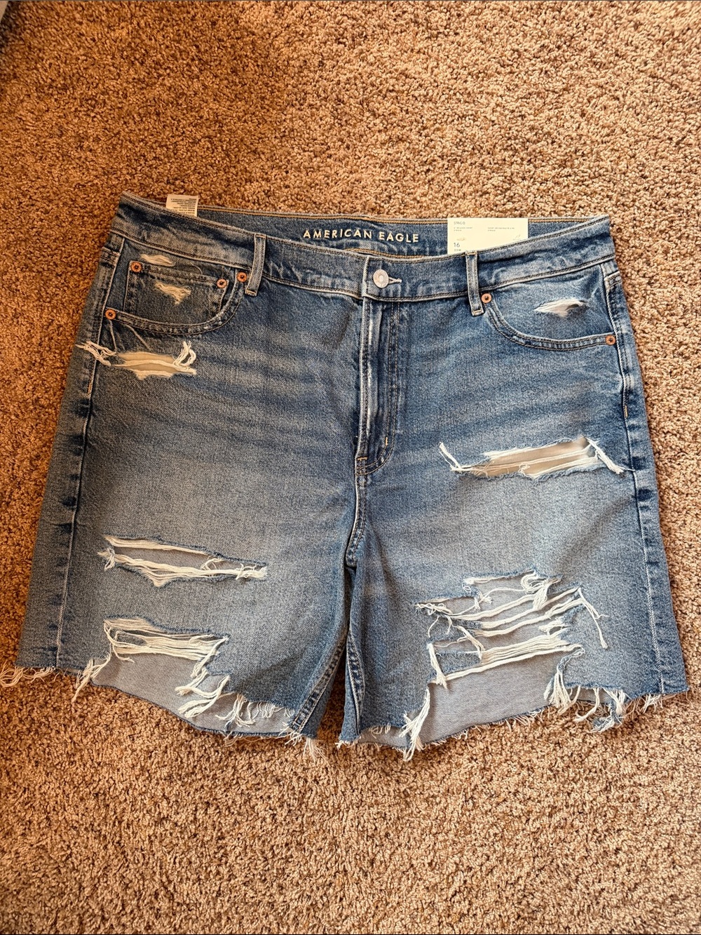 NWT American Eagle Super High Rise Strigid 6" Relaxed Short - 16